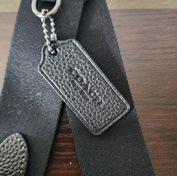 Coach Hudson Small BackPack In Signature Canvas Brand New Without Tags - Picture 4 of 10